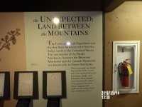 IMGP0060 Land between the mountains